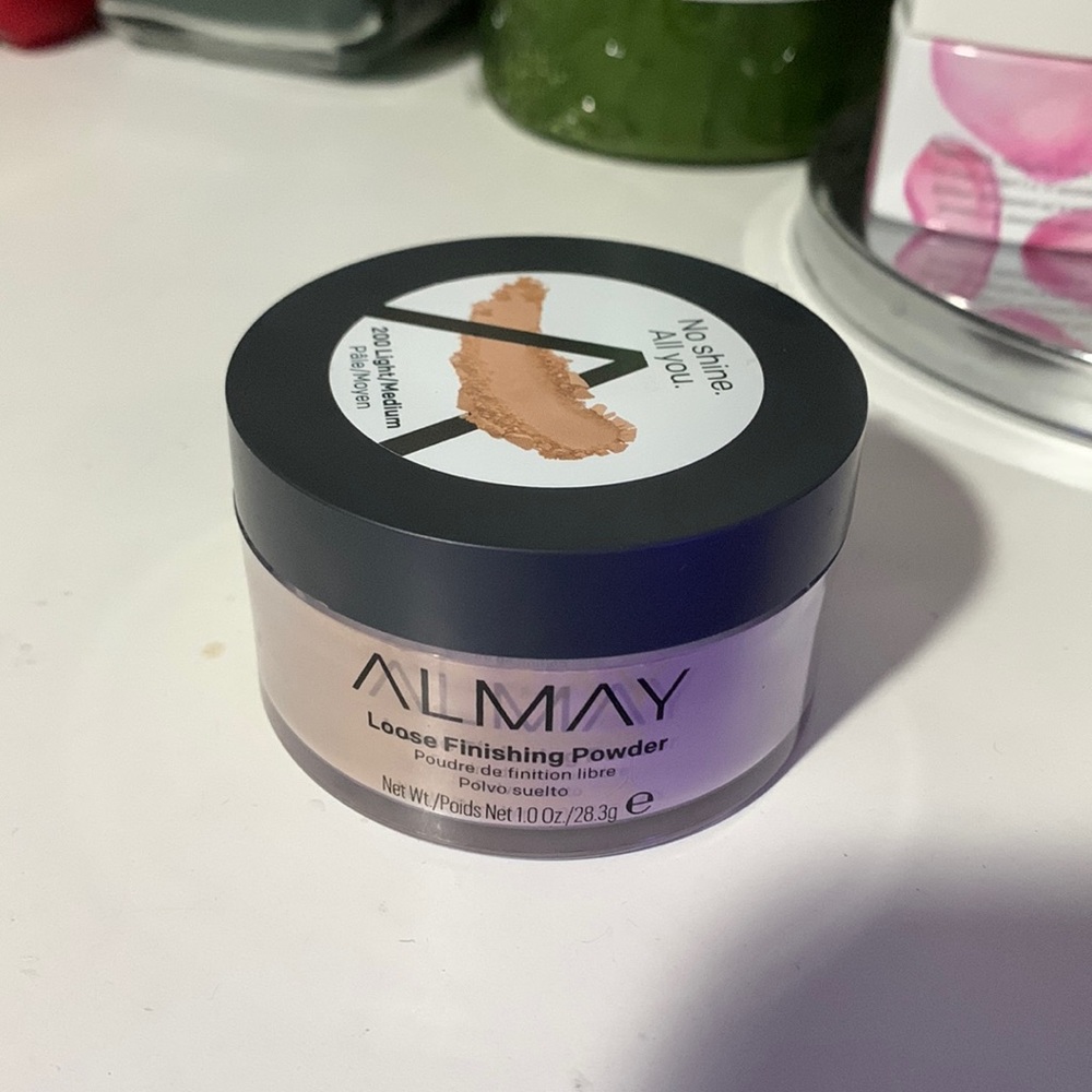 Almay looose finishing powder